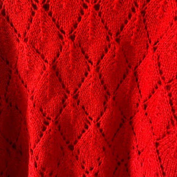 VINTAGE / Handmade / Red / Knit / Sweater - Picture 6 of 8